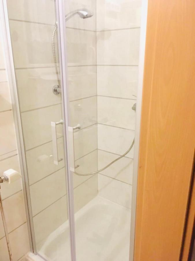 No2 Top Apartment4You - 3 Zimmer, 1-6 Pers, Saarbruecken - Jaegersfreude Саарбрюкен Екстер'єр фото